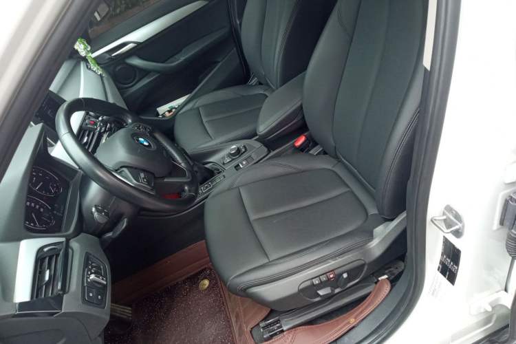 Used BMW X1 2019 sDrive18Li Fashion Model Left Front Seat