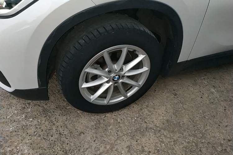 Used BMW X1 2019 sDrive18Li Fashion Model Left Front Wheel Hub