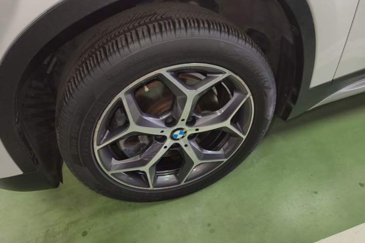 Used BMW X1 2019 xDrive20Li Luxury Model Left Front Wheel Hub