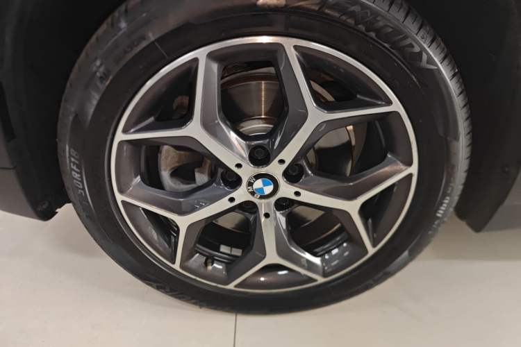 Used BMW X1 2019 xDrive20Li Luxury Model Left Front Wheel Hub