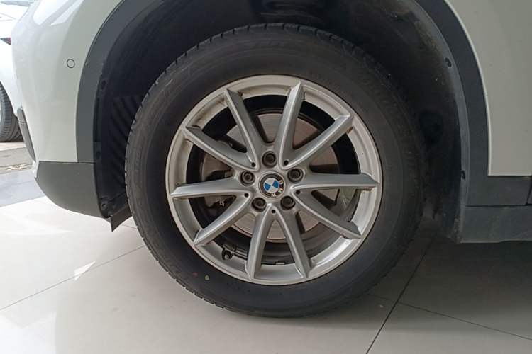 Used BMW X1 2019 sDrive18Li Fashion Model Left Front Wheel Hub