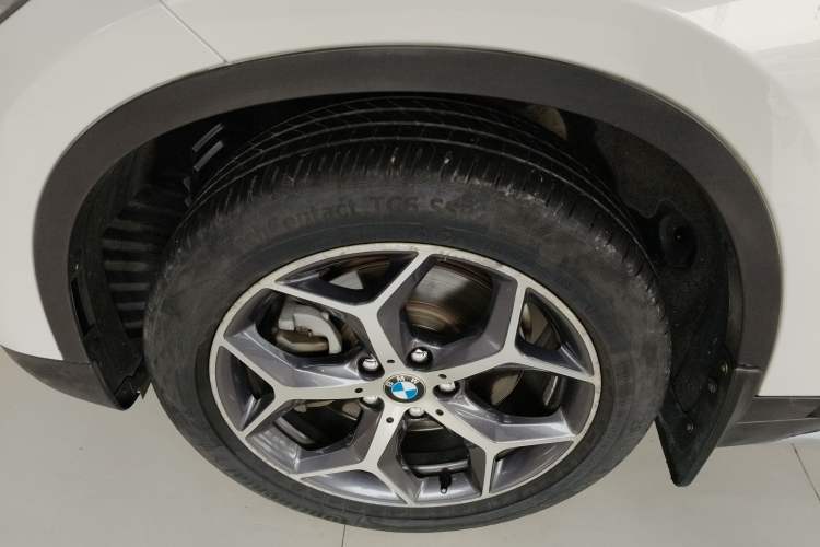 Used BMW X1 2019 xDrive20Li Luxury Model Left Front Wheel Hub