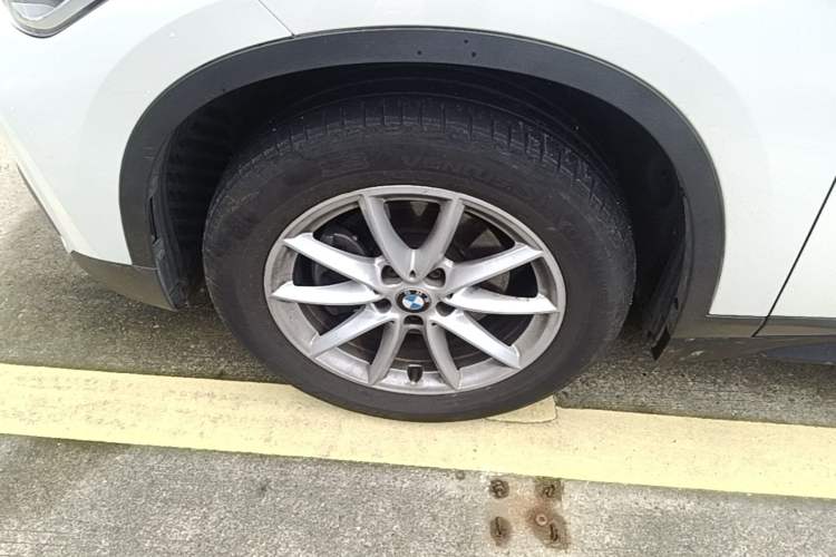 Used BMW X1 2019 sDrive18Li Fashion Model Left Front Wheel Hub