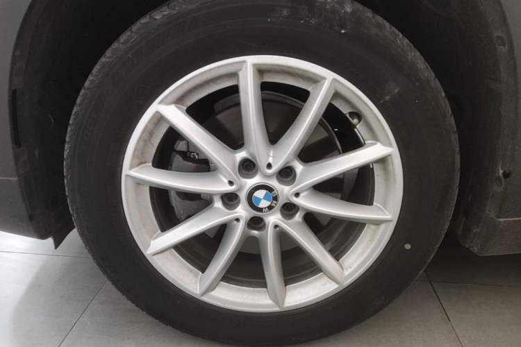 Used BMW X1 2019 sDrive18Li Fashion Model Left Front Wheel Hub