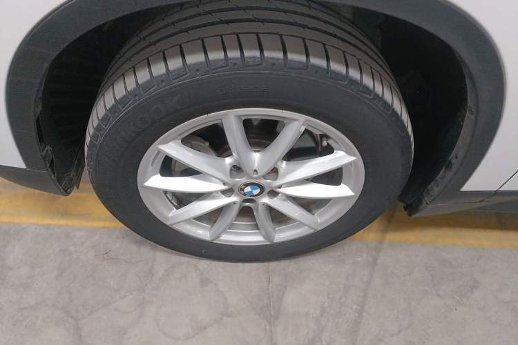 Used BMW X1 2019 sDrive18Li Fashion Model Left Front Wheel Hub