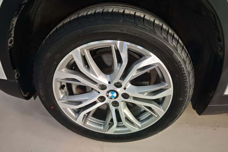 Used BMW X1 2019 sDrive20Li Leading Model Left Front Wheel Hub