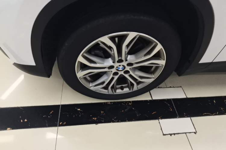 Used BMW X1 2019 sDrive20Li Leading Model Left Front Wheel Hub