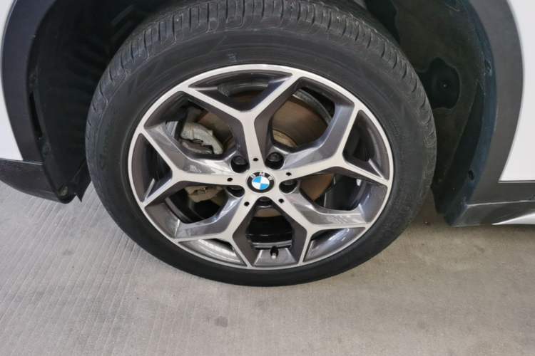 Used BMW X1 2019 sDrive18Li Premium Edition Left Front Wheel Hub