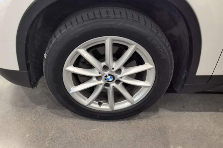 Used BMW X1 2019 sDrive18Li Fashion Model Left Front Wheel Hub