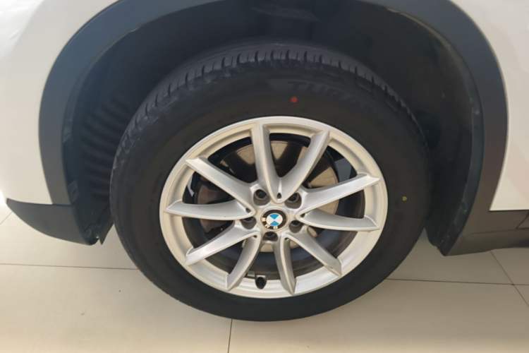 Used BMW X1 2019 sDrive18Li Fashion Model Left Front Wheel Hub
