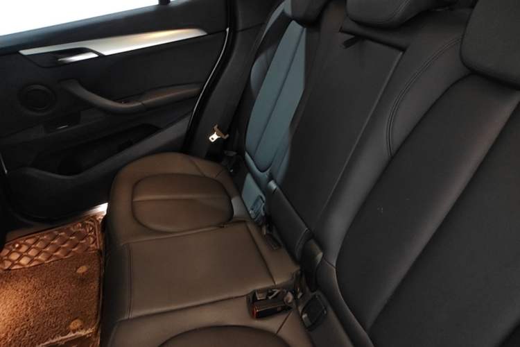 Used BMW X1 2019 sDrive18Li Fashion Model Left Rear Seat