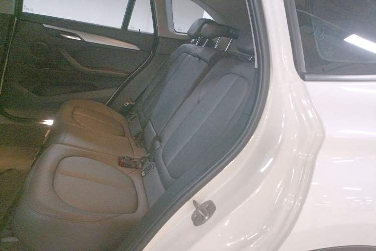 Used BMW X1 2019 sDrive18Li Fashion Model Left Rear Seat