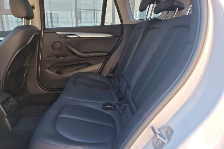 Used BMW X1 2019 sDrive18Li Fashion Model Left Rear Seat