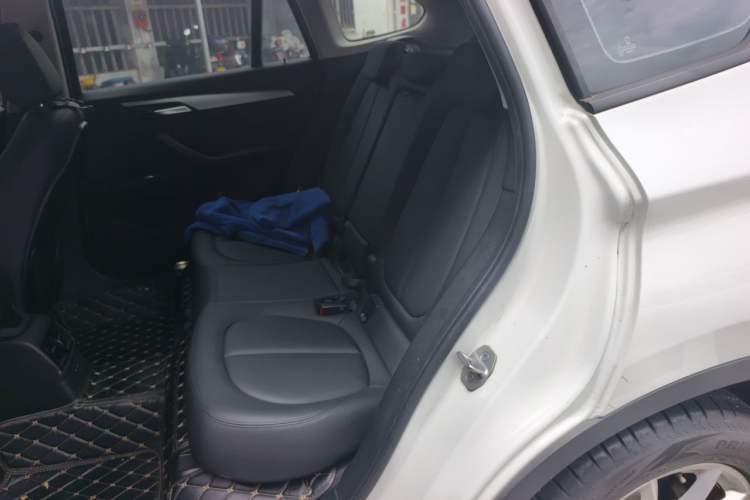 Used BMW X1 2019 sDrive18Li Fashion Model Left Rear Seat