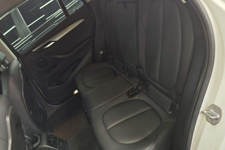 Used BMW X1 2019 sDrive18Li Fashion Model Left Rear Seat