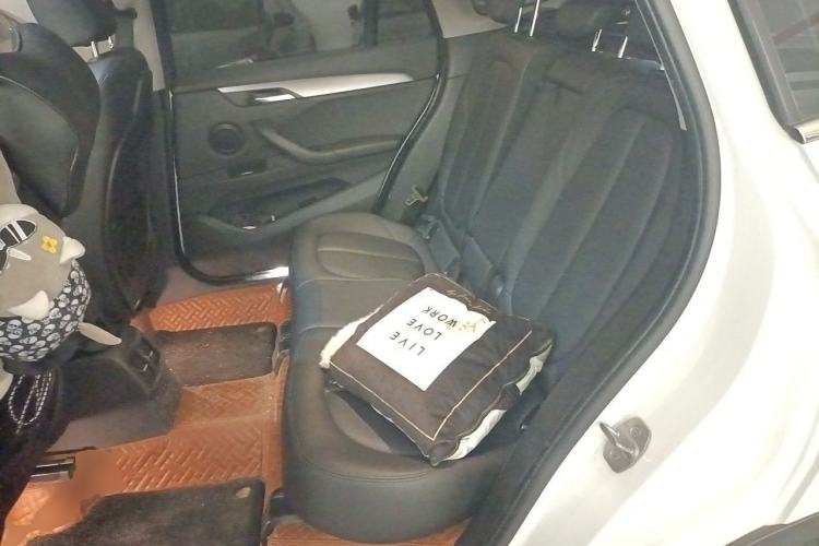 Used BMW X1 2019 sDrive18Li Fashion Model Left Rear Seat