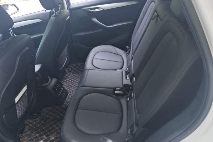 Used BMW X1 2019 sDrive18Li Fashion Model Left Rear Seat