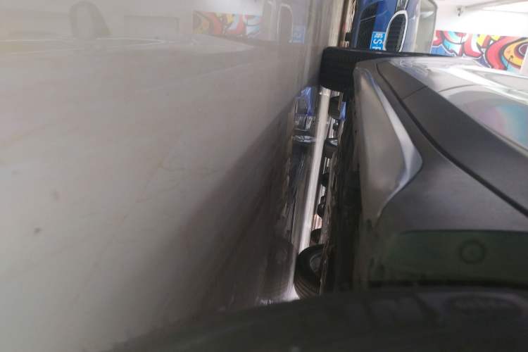 Used BMW X1 2019 sDrive18Li Premium Edition Left Side Sill