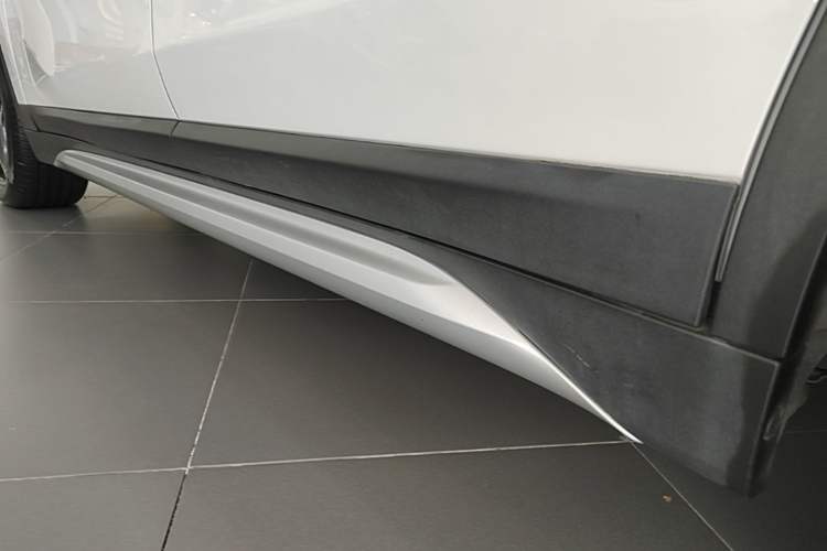 Used BMW X1 2019 xDrive20Li Luxury Model Left Side Sill