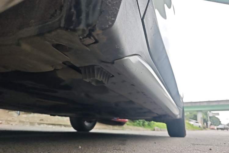 Used BMW X1 2019 sDrive18Li Premium Edition Left Side Sill