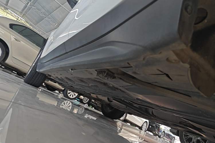 Used BMW X1 2019 sDrive20Li Leading Model Left Side Sill