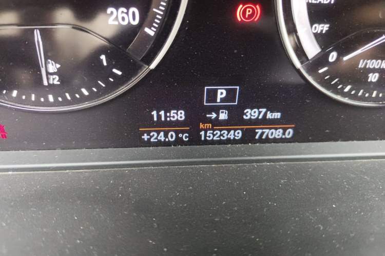 Used BMW X1 2019 sDrive18Li Premium Edition Odometer Close Up