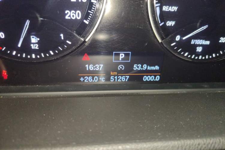Used BMW X1 2019 sDrive18Li Premium Edition Odometer Close Up