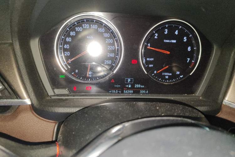 Used BMW X1 2019 sDrive18Li Premium Edition Odometer Close Up