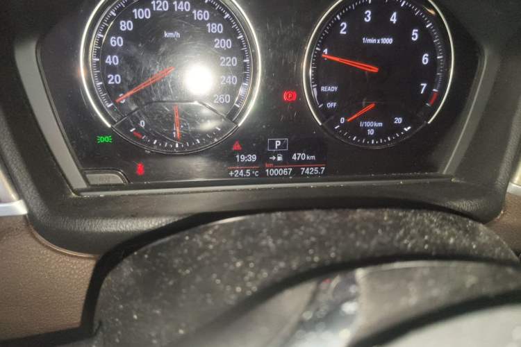 Used BMW X1 2019 sDrive18Li Premium Edition Odometer Close Up