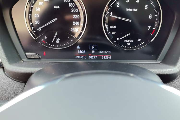 Used BMW X1 2019 sDrive20Li Leading Model Odometer Close Up