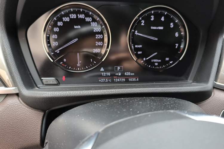 Used BMW X1 2019 sDrive18Li Premium Edition Odometer Close Up