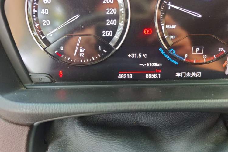 Used BMW X1 2019 xDrive20Li Luxury Model Odometer Close Up