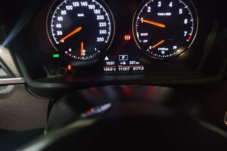 Used BMW X1 2019 sDrive18Li Premium Edition Odometer Close Up