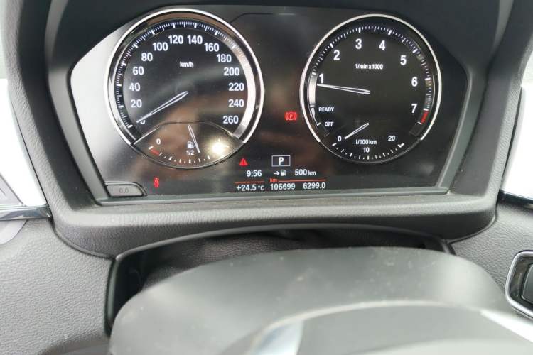 Used BMW X1 2019 sDrive20Li Leading Model Odometer Close Up