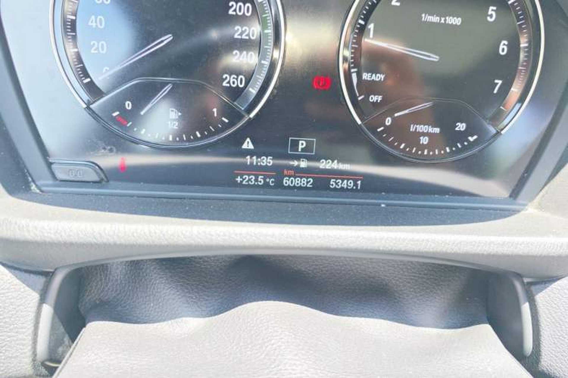 Used BMW X1 2019 sDrive18Li Fashion Model Odometer Close Up