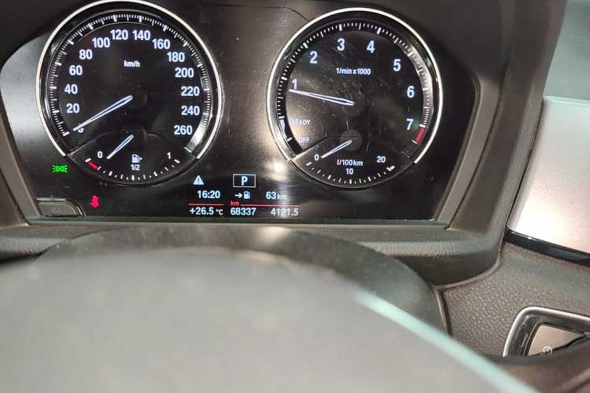 Used BMW X1 2019 sDrive20Li Leading Model Odometer Close Up