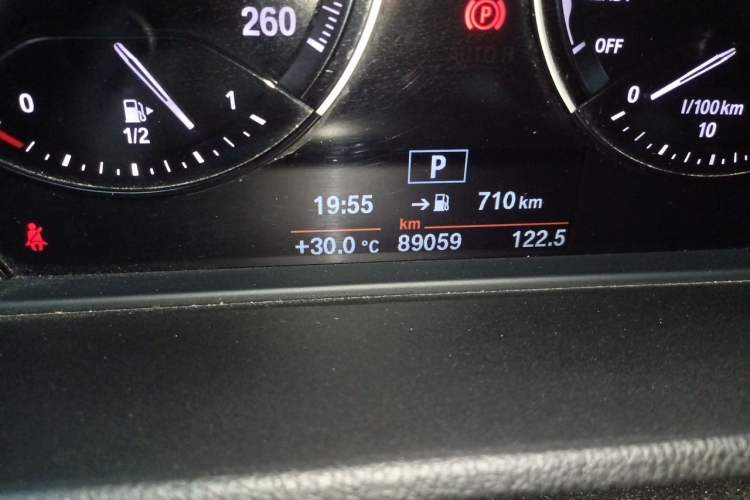 Used BMW X1 2019 sDrive18Li Premium Edition Odometer Close Up