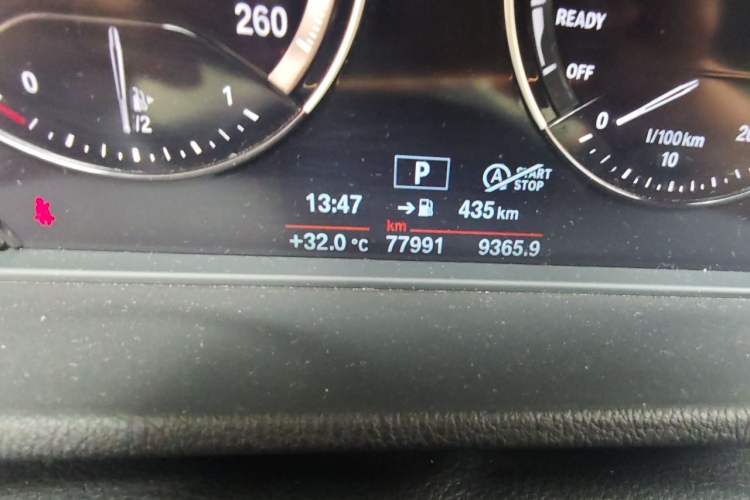 Used BMW X1 2019 sDrive18Li Premium Edition Odometer Close Up