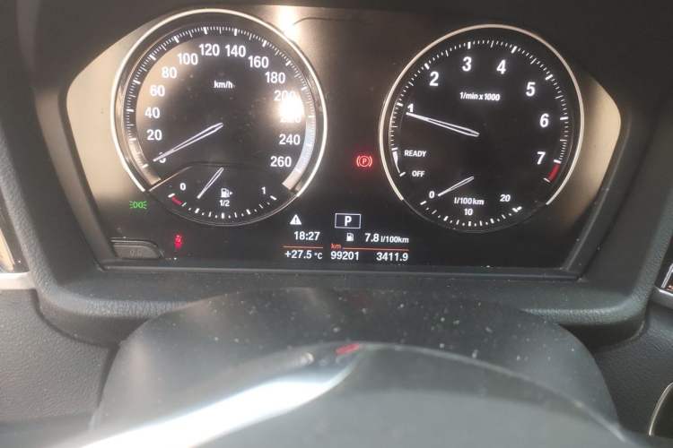 Used BMW X1 2019 sDrive18Li Premium Edition Odometer Close Up