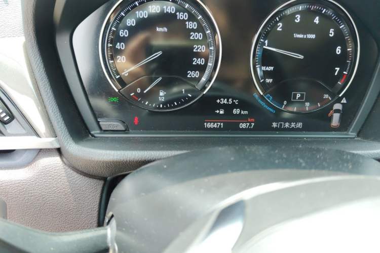 Used BMW X1 2019 xDrive20Li Luxury Model Odometer Close Up