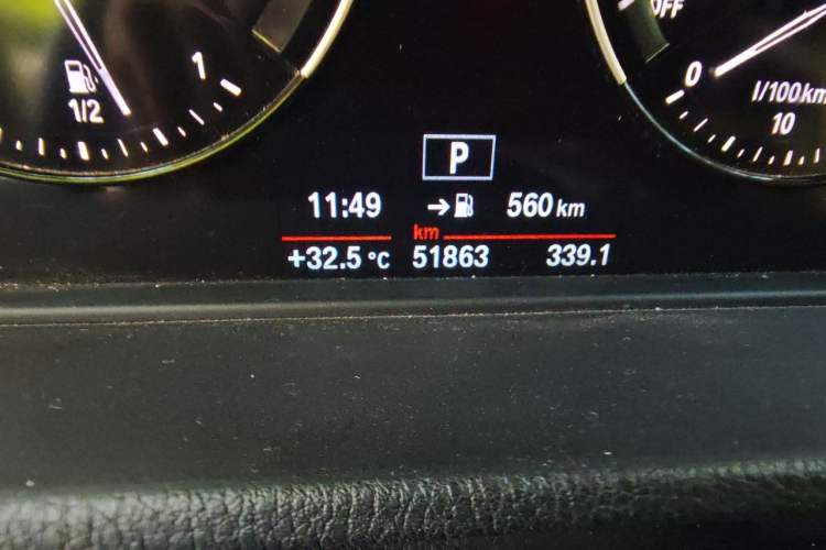 Used BMW X1 2019 sDrive18Li Fashion Model Odometer Close Up