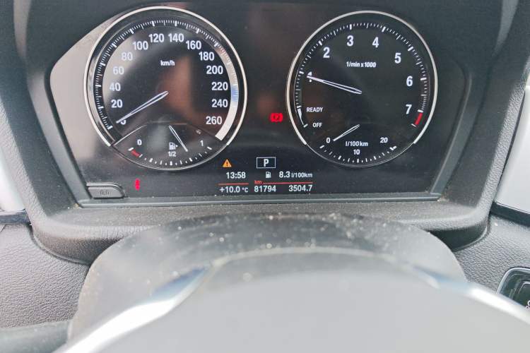 Used BMW X1 2019 sDrive18Li Fashion Model Odometer Close Up