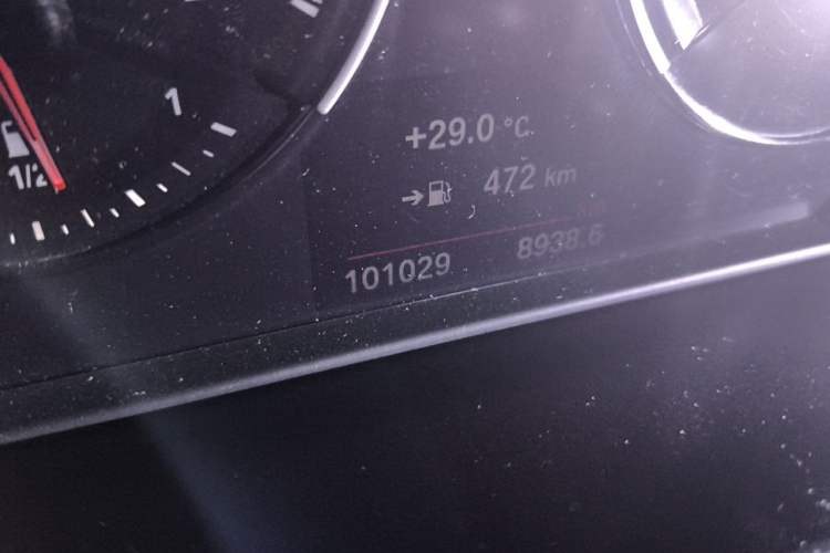 Used BMW X1 2019 xDrive20Li Luxury Model Odometer Close Up