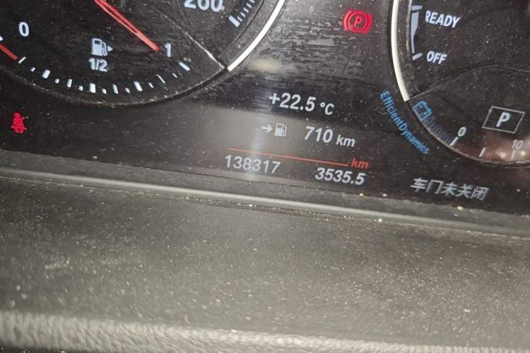 Used BMW X1 2019 xDrive20Li Luxury Model Odometer Close Up