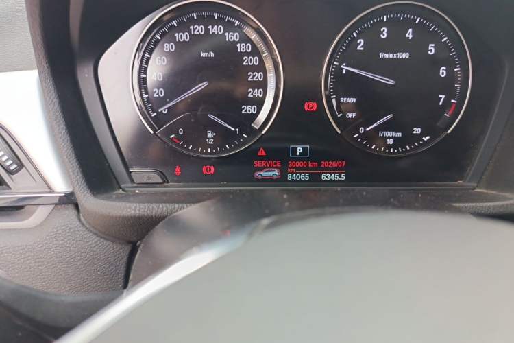 Used BMW X1 2019 sDrive20Li Leading Model Odometer Close Up