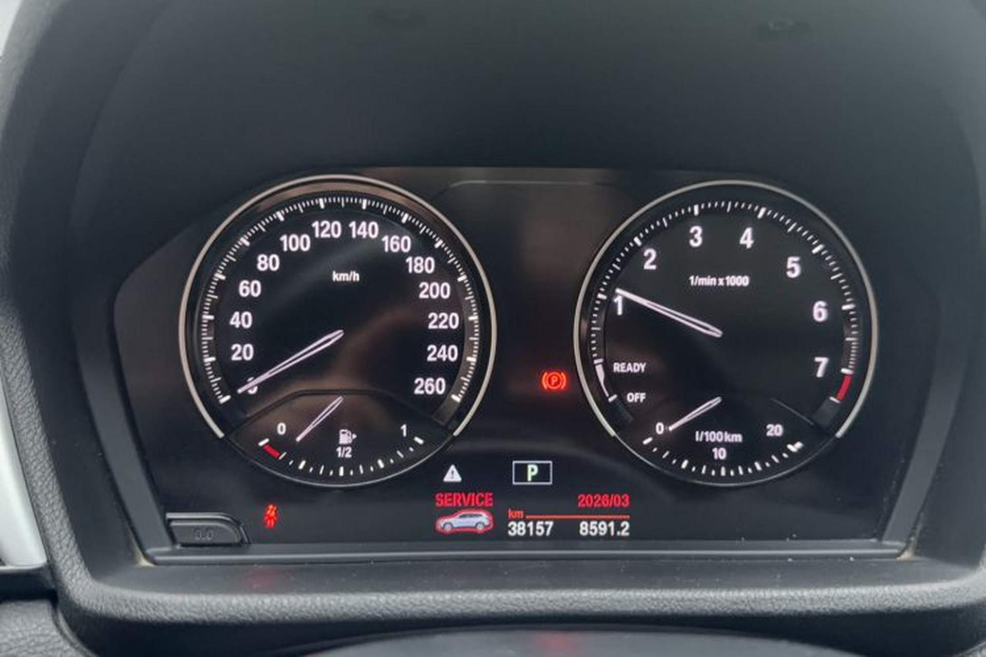 Used BMW X1 2019 sDrive18Li Fashion Model Odometer Close Up