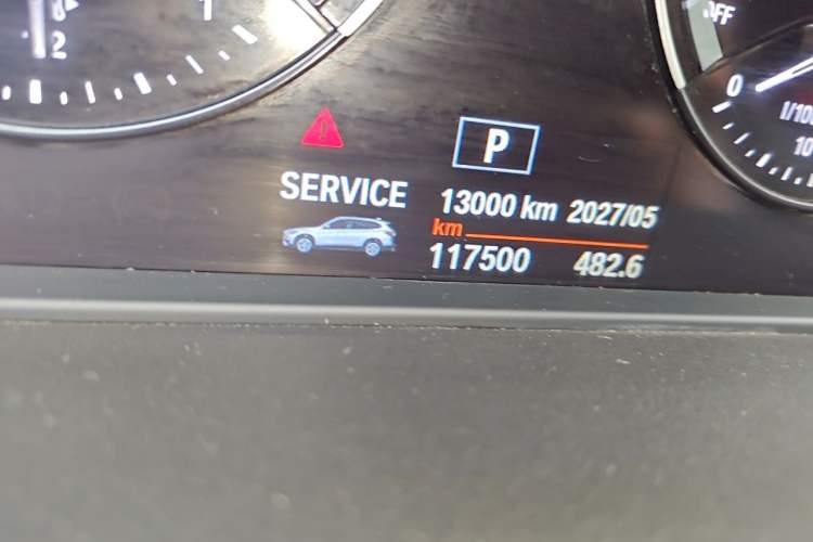 Used BMW X1 2019 sDrive18Li Premium Edition Odometer Close Up