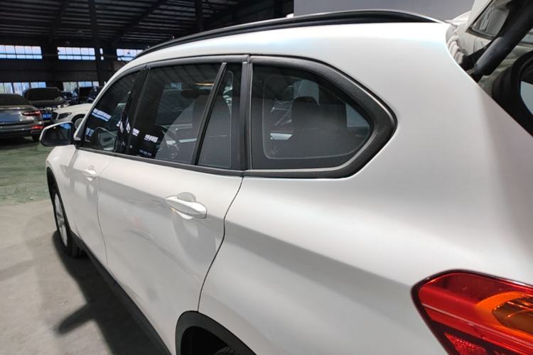 Used BMW X1 2019 sDrive18Li Fashion Model Rear Left 45 Deg