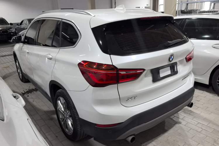 Used BMW X1 2019 sDrive20Li Leading Model Rear Left 45 Deg