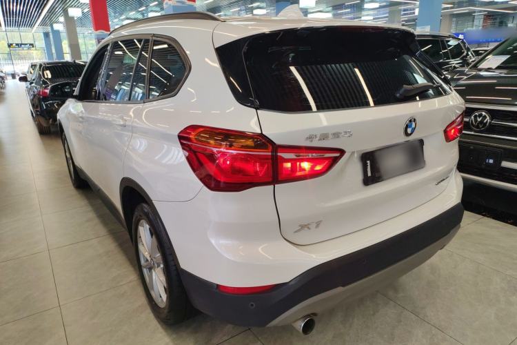 Used BMW X1 2019 sDrive18Li Fashion Model Rear Left 45 Deg